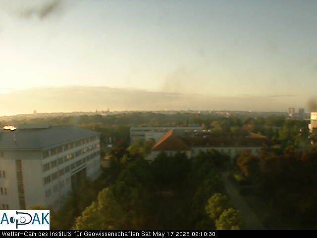 https://wdaten.geo.uni-halle.de/bitmaps/image25-05-17_06-10-30-64.jpg  25-05-17 06:10:30 