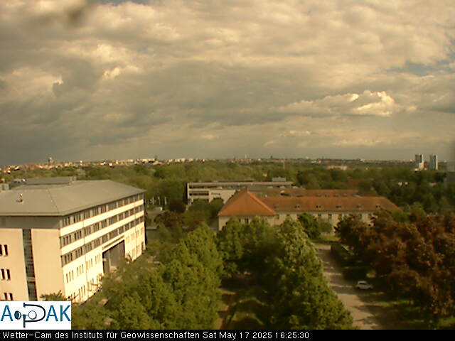 https://wdaten.geo.uni-halle.de/bitmaps/image25-05-17_16-25-30-89.jpg  25-05-17 16:25:30 