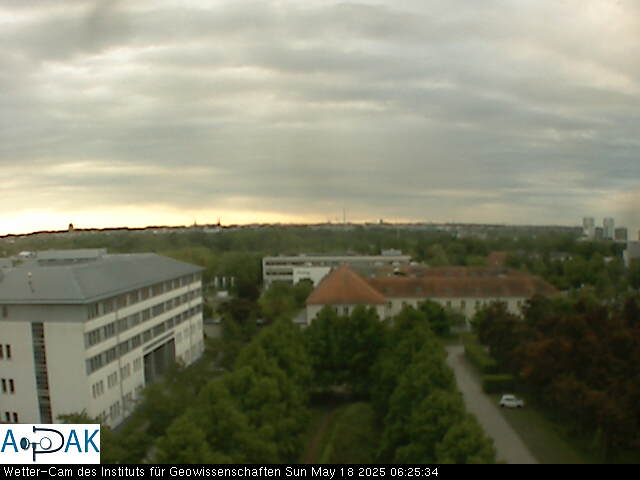 https://wdaten.geo.uni-halle.de/bitmaps/image25-05-18_06-25-34-47.jpg  25-05-18 06:25:34 