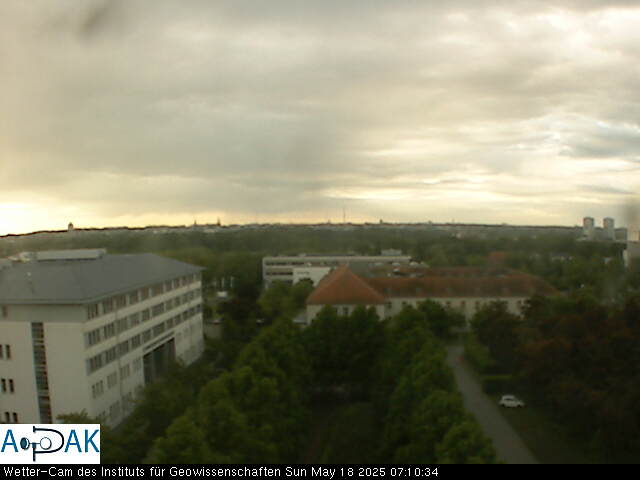 https://wdaten.geo.uni-halle.de/bitmaps/image25-05-18_07-10-34-49.jpg  25-05-18 07:10:34 