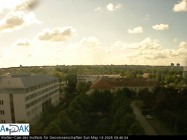 https://wdaten.geo.uni-halle.de/bitmaps/image25-05-18_09-40-34-53.jpg  25-05-18 09:40:34 