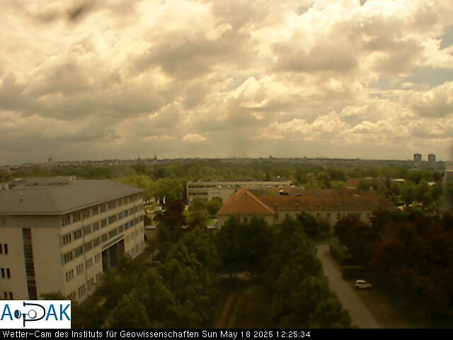 https://wdaten.geo.uni-halle.de/bitmaps/image25-05-18_12-25-34-56.jpg  25-05-18 12:25:34 