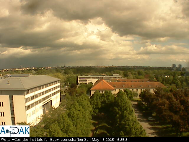 https://wdaten.geo.uni-halle.de/bitmaps/image25-05-18_16-25-34-64.jpg  25-05-18 16:25:34 