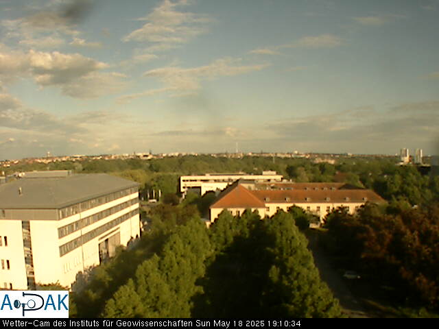 https://wdaten.geo.uni-halle.de/bitmaps/image25-05-18_19-10-34-69.jpg  25-05-18 19:10:34 