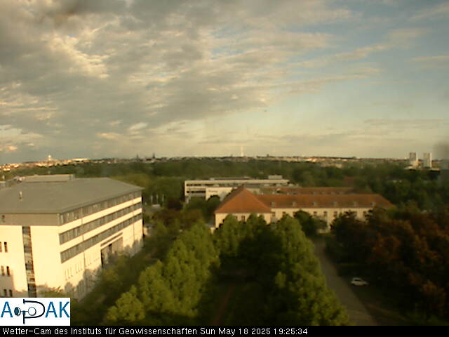 https://wdaten.geo.uni-halle.de/bitmaps/image25-05-18_19-25-34-69.jpg  25-05-18 19:25:34 