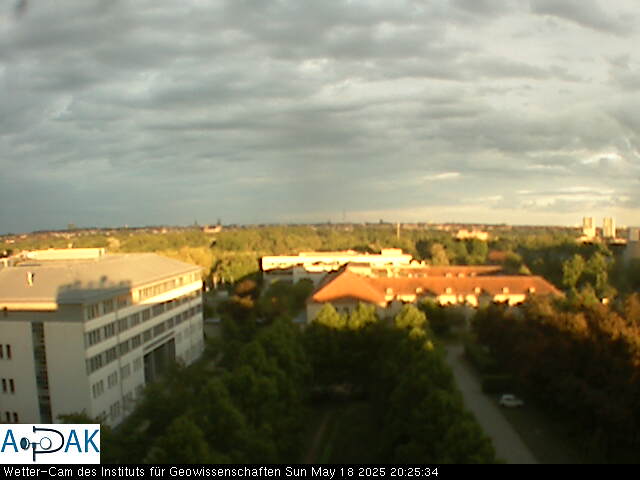 https://wdaten.geo.uni-halle.de/bitmaps/image25-05-18_20-25-34-72.jpg  25-05-18 20:25:34 