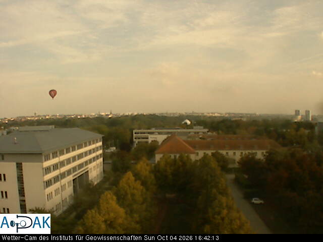 https://wdaten.geo.uni-halle.de/bitmaps/image26-10-04_16-42-13-48.jpg  26-10-04 16:42:13 